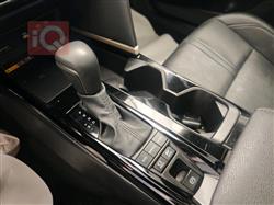 تۆیۆتا کامری